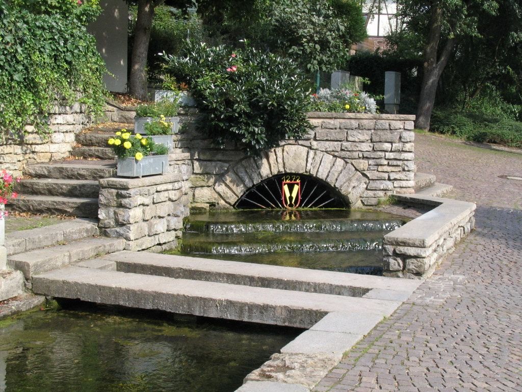 Ispringen im Enzkreis: Lebensqualität, Wirtschaft und Technologie vor Ort